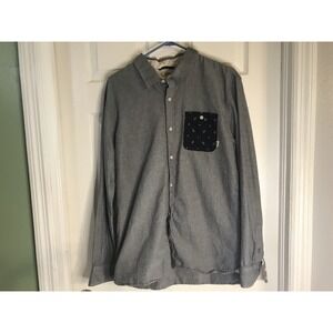Vans Mens  Button Up Great Design And In Fantastic Condition Size Large